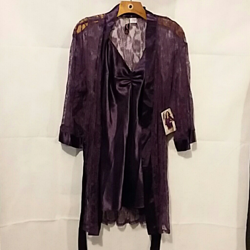 Dream girl chemise and robe